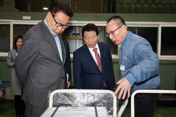 안상수 시장, 지역 장수기업 동환산업  방문