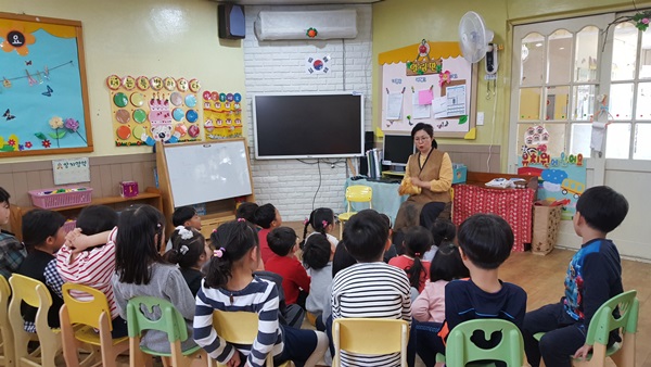 구례군, 책 읽어주는 자원봉사 운영