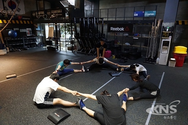 [인터뷰] 크로스핏 스팀펑크 손형일 대표 건강한 동행, 함께하면 효과는 배가된다