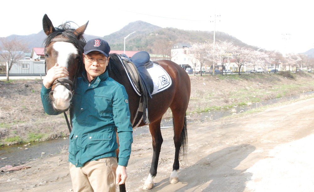 [인터뷰] 승마 저변 확대의 선두기업 평안흥업(주) 동서울승마클럽 김복기 대표