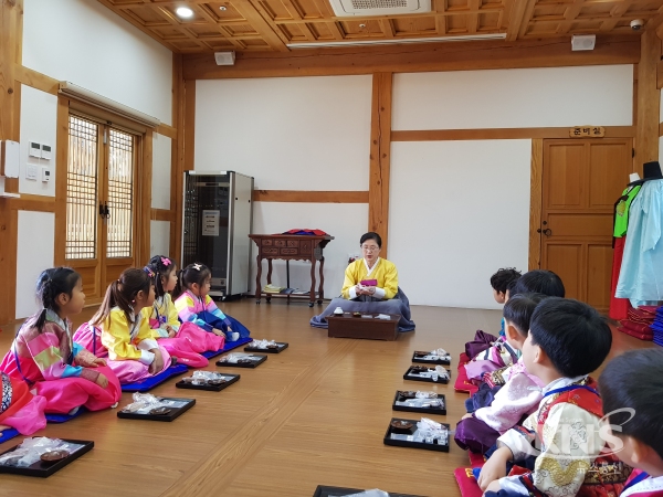 수원시, 수원형 어린이집 보육교직원 효·인성 프로그램 교육