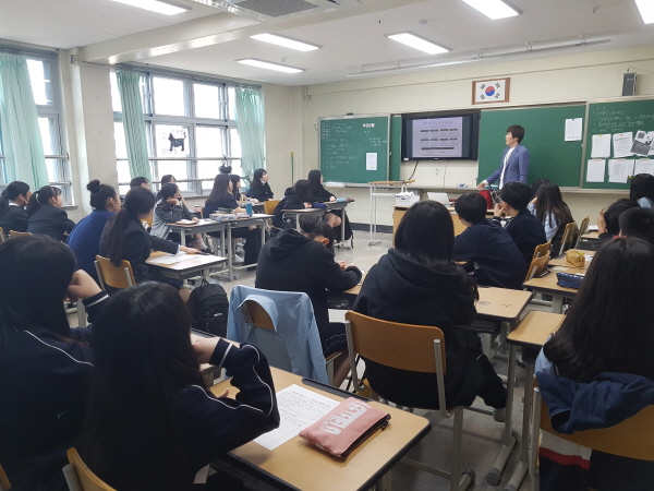 박승철헤어스투디오  김현 원장, 예비 헤어디자이너 위한 멘토링 진행