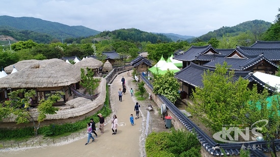 영주 선비촌 일원서 추석맞이 특별공연 및 민속행사 열어