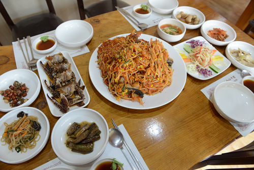 침 샘을 자극하는 풍성한 아귀찜! 잠실, 석촌 마산아구찜