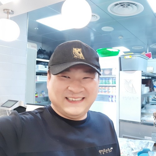 돈가스전문점 브랜드 부엉이돈가스 통해 꾸준한 매출 상승 덕에 웃습니다