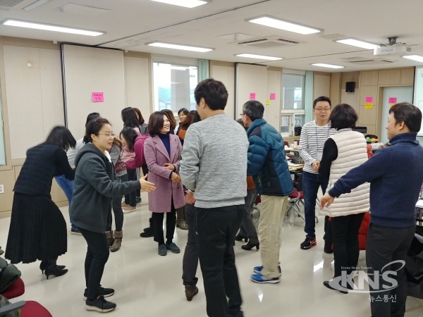 경기도율곡교육연수원, 학교 퍼실리테이션 직무연수 운영