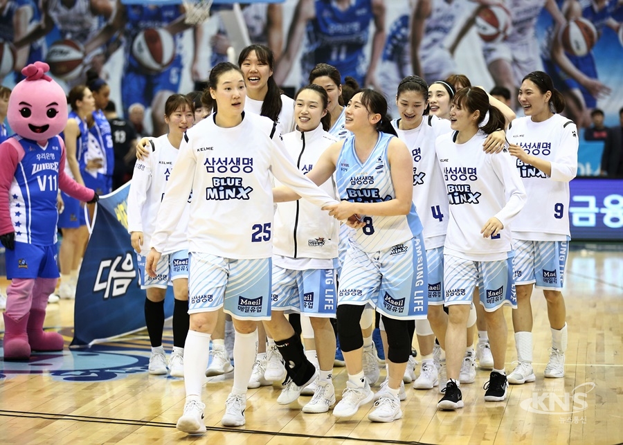 [포토] 삼성생명, 챔피언결정전 진출