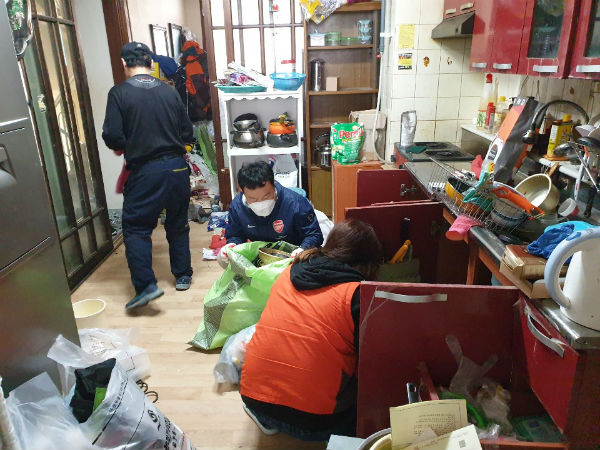 부안읍, 민·관 협력 주거환경개선 봉사활동 전개