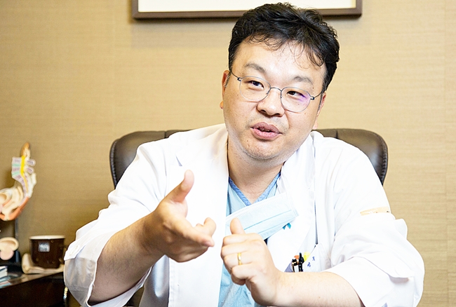 환자 고통 경감 ‘연성 방광경’ 비뇨기과 생존과도 직결