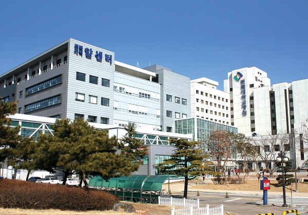 전북대학교병원, 암 예방의 날 앞두고 예방 및 관리 알리기 기념행사