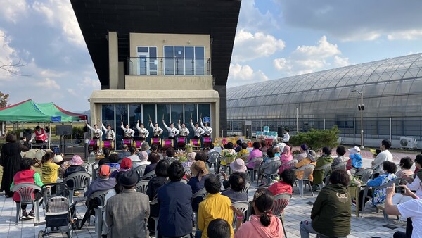 김제시 금구면 두월노을마을 콩쥐팥쥐 농촌축제 성황