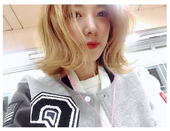 김민경, 한 톤 밝아진 헤어 선보여… 각도 상관 없는 아름다움