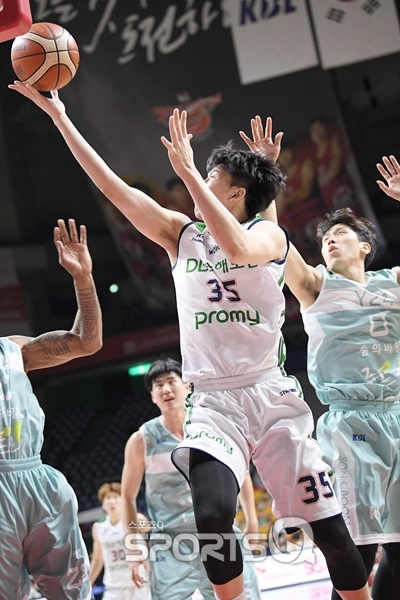 [포토Q] 원주 DB 서민수, 레이업 슛