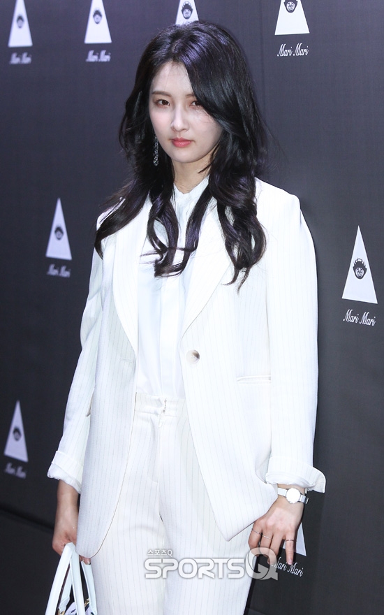 [포토Q] 포미닛 지현 도도한 눈빛