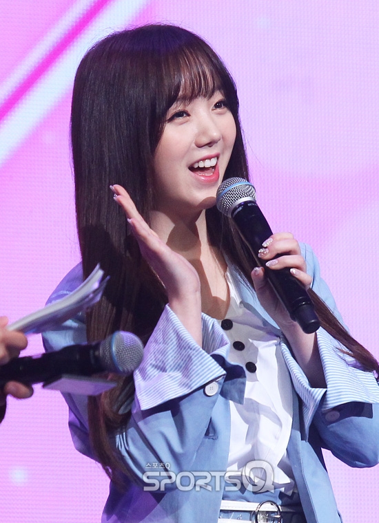 [포토Q] 러블리즈 케이 봄과 맞먹는 상큼함 (러블리즈 미니앨범 4집 쇼케이스)