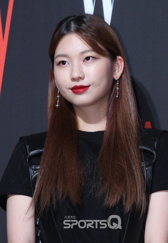 [포토Q] 김진경 '포토월 가득 채우는 훤칠함'