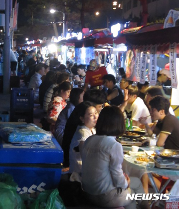 5월 5일까지 여수거북선축제 열리는 전남 여수시 이순신광장, 아이와 함께 가볼만한 곳! 여수밤바다 앞 낭만포차와 해상케이블카 등 체험거리... 