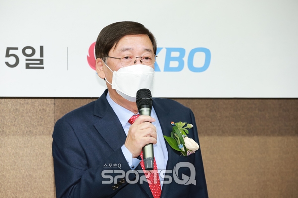[포토Q] KBO 정지택 신임 총재 위기를 기회로 이끌 것