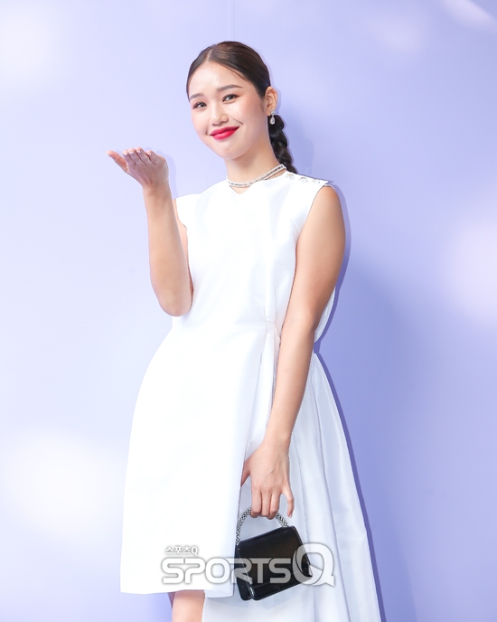 [포토Q] 오마이걸 미미 우아하게