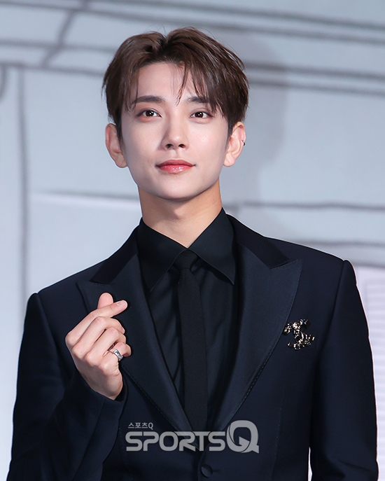 [포토Q] 조슈아 캐럿 향한 하트