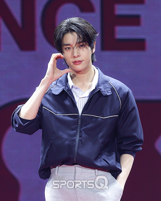 [포토Q] 엔하이픈 제이크 심쿵 유발 볼하트