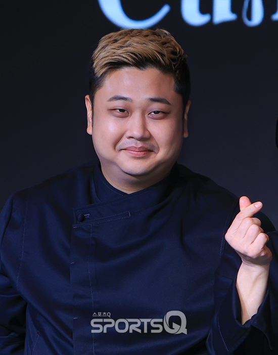 [포토Q] 요리하는 돌아이의 미소