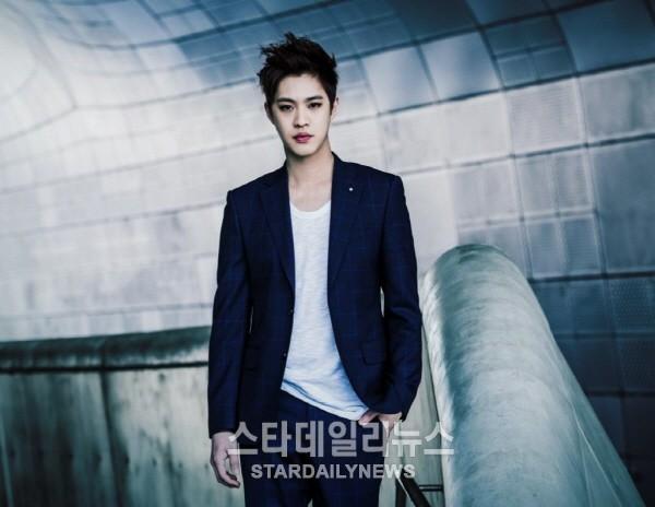 엠블랙 승호, 배우 데뷔.. 영화 로큰롤 할배 주연 발탁