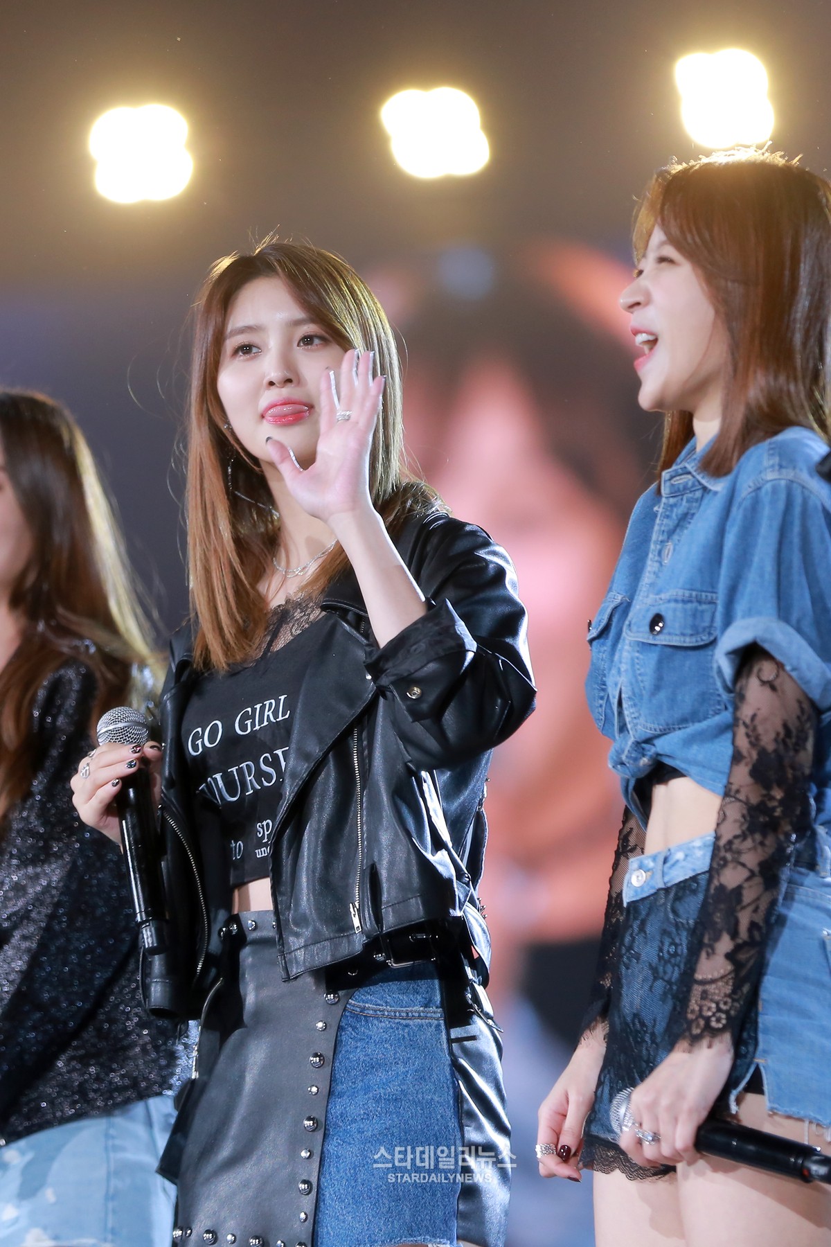 [S포토+] EXID 정화, 정화 옆에 신스틸러 (슈퍼서울드림콘서트)