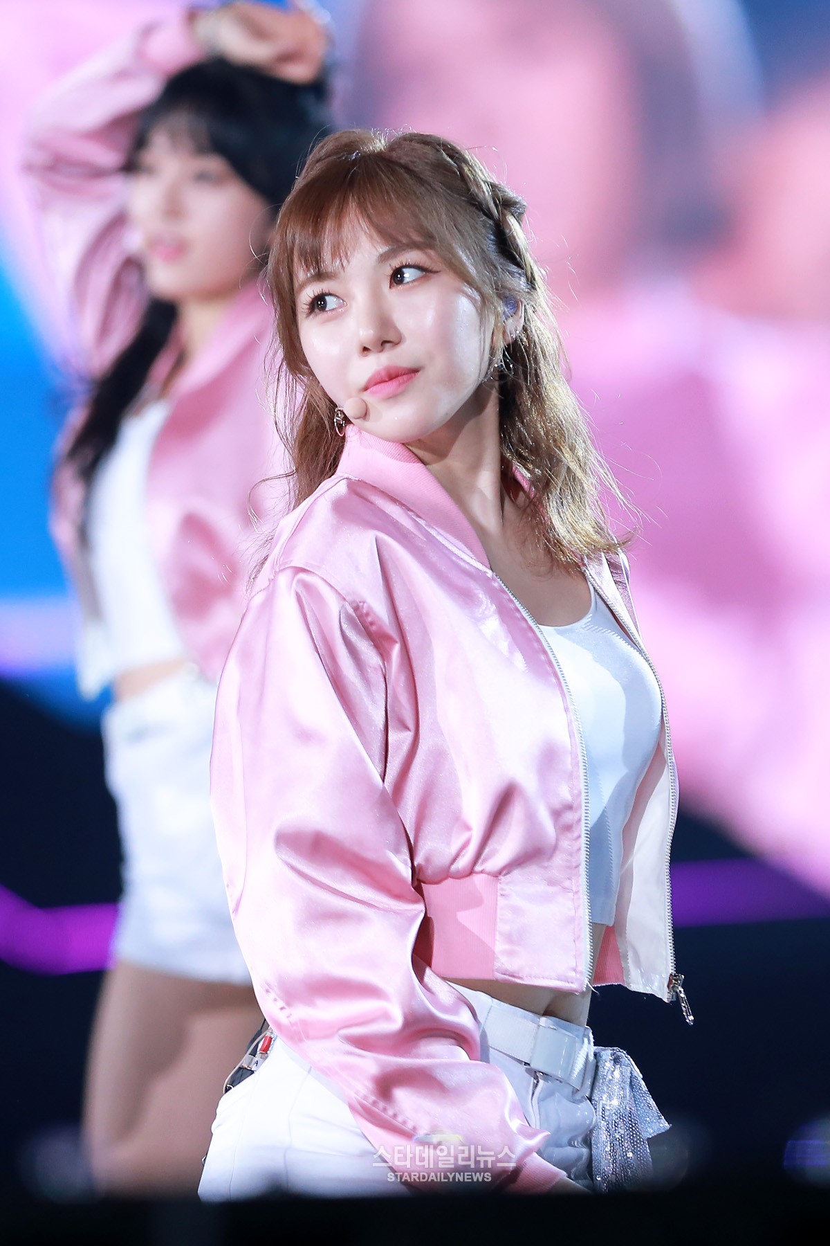 [S포토+] AOA 민아, 앉은 맹이 (슈퍼서울드림콘서트)