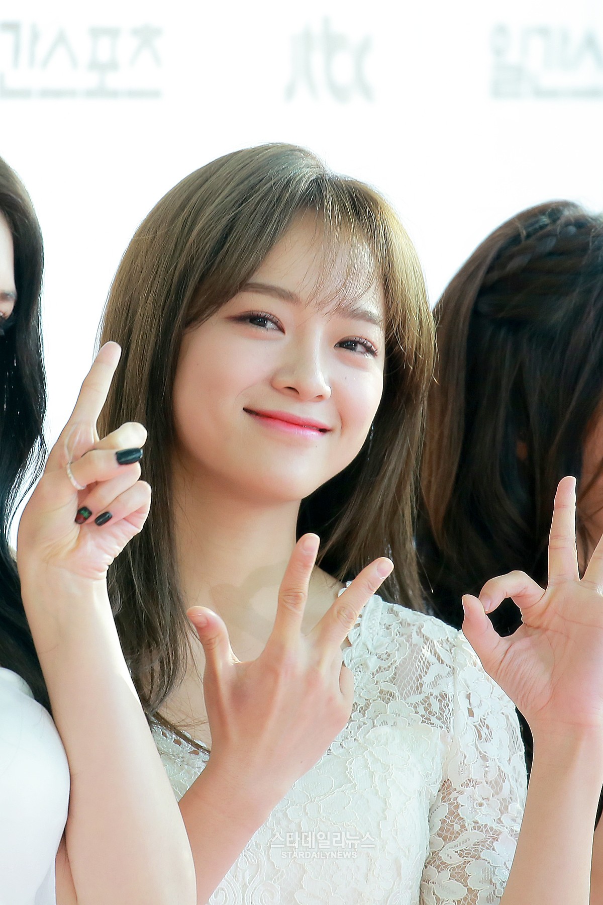 [S포토+] 아이오아이 김세정, 매운짜장 3그릇 오케이 (골든디스크)