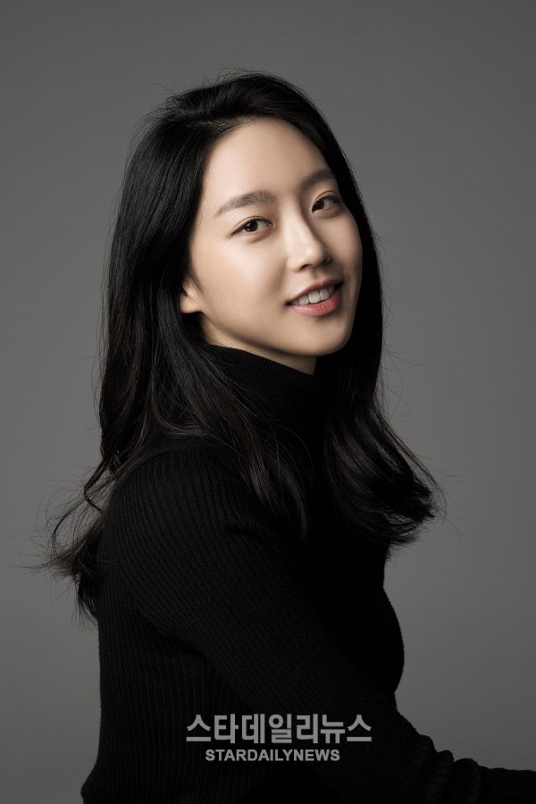 제2의 김고은 한지현, 샛별당엔터테인먼트와 전속계약 체결