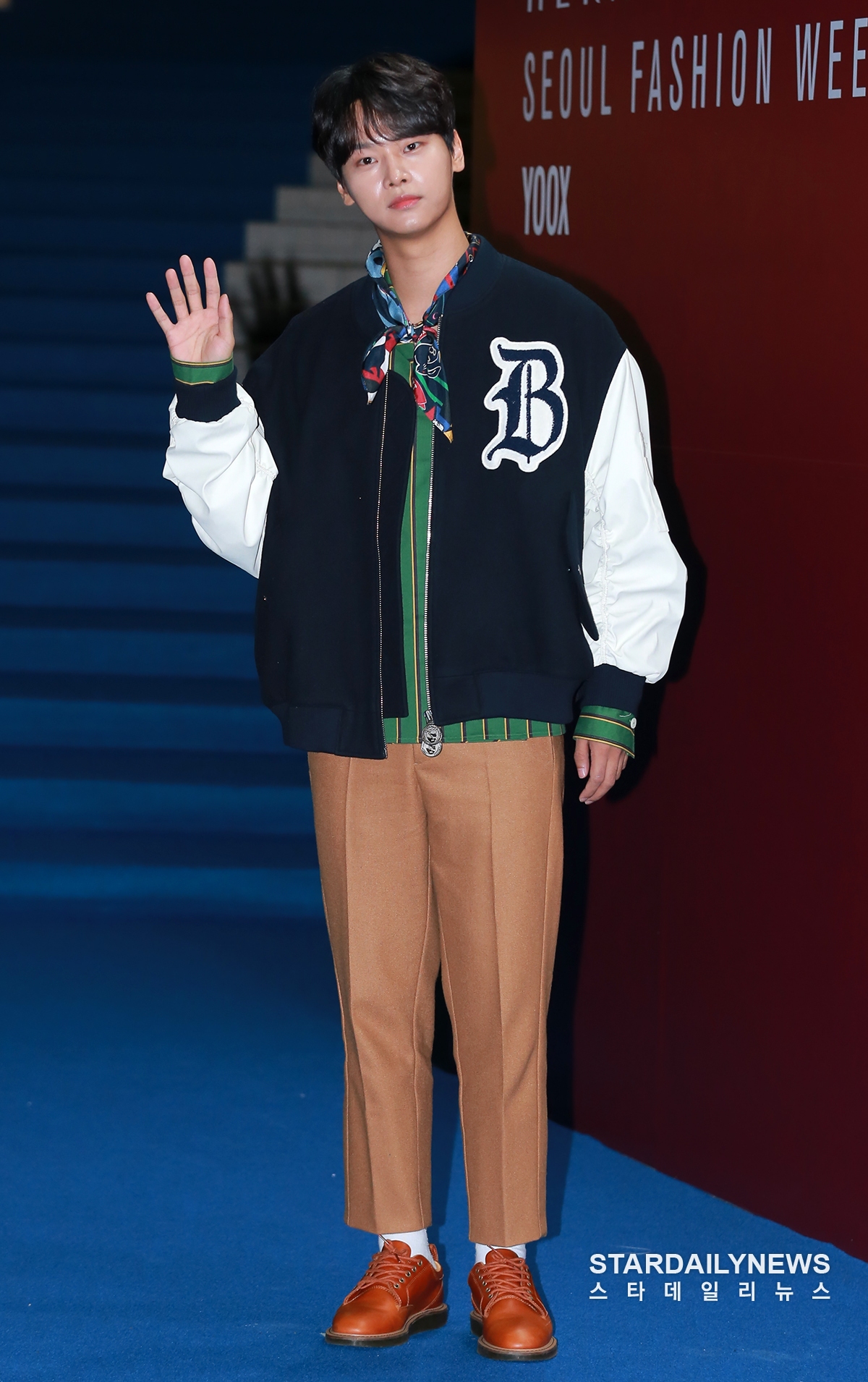 [S포토] 빅스 엔, 예쁜 남자 차학연 (2018 S/S 헤라서울패션위크)