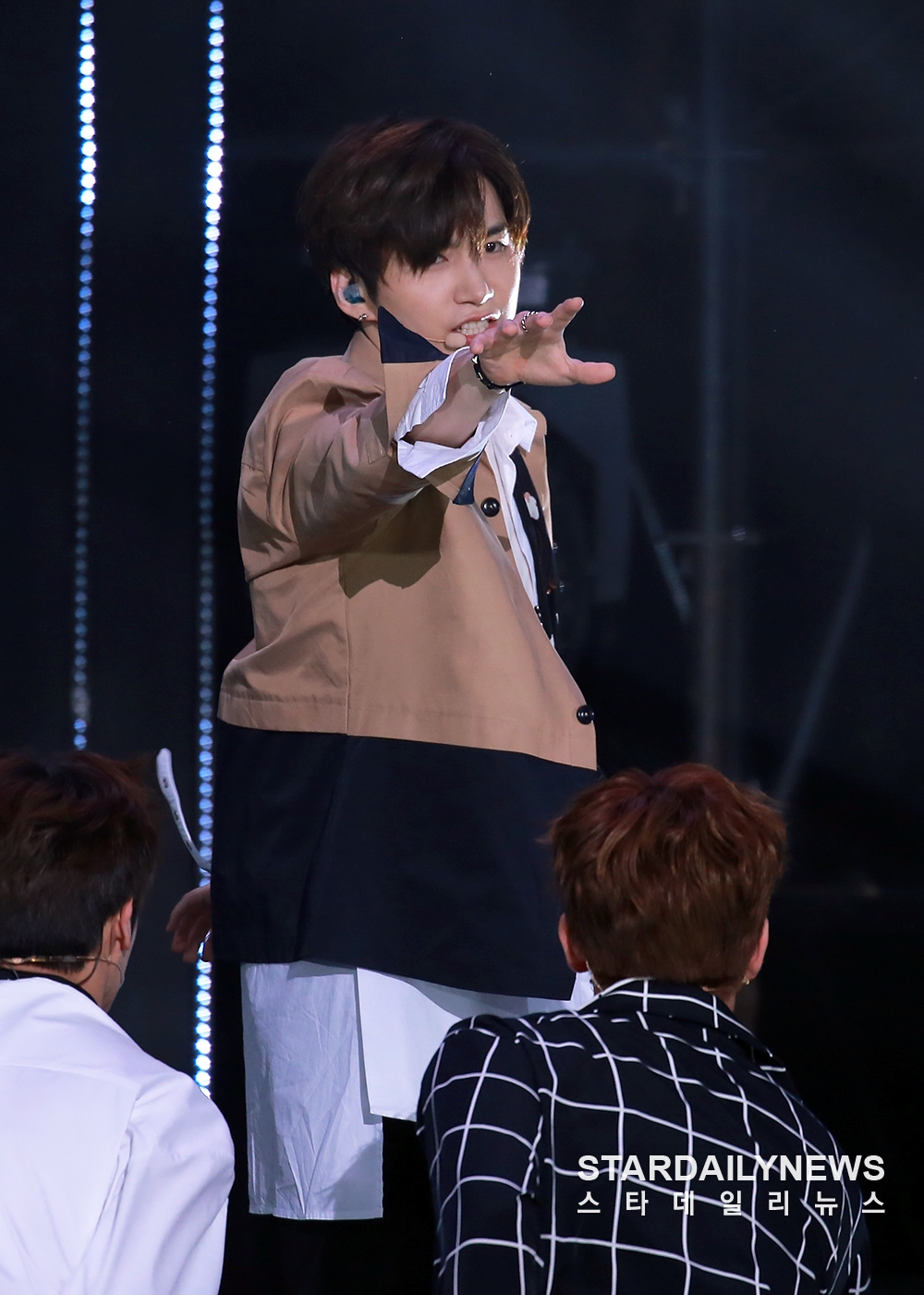 [S포토] 유앤비(UNB) 대원, 안된다 (더쇼)