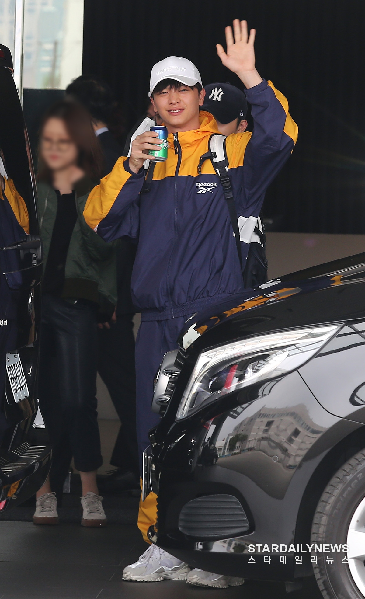 [S포토] 비투비(BtoB) 육성재, 대만을 깨우는 상큼함 (공항패션)