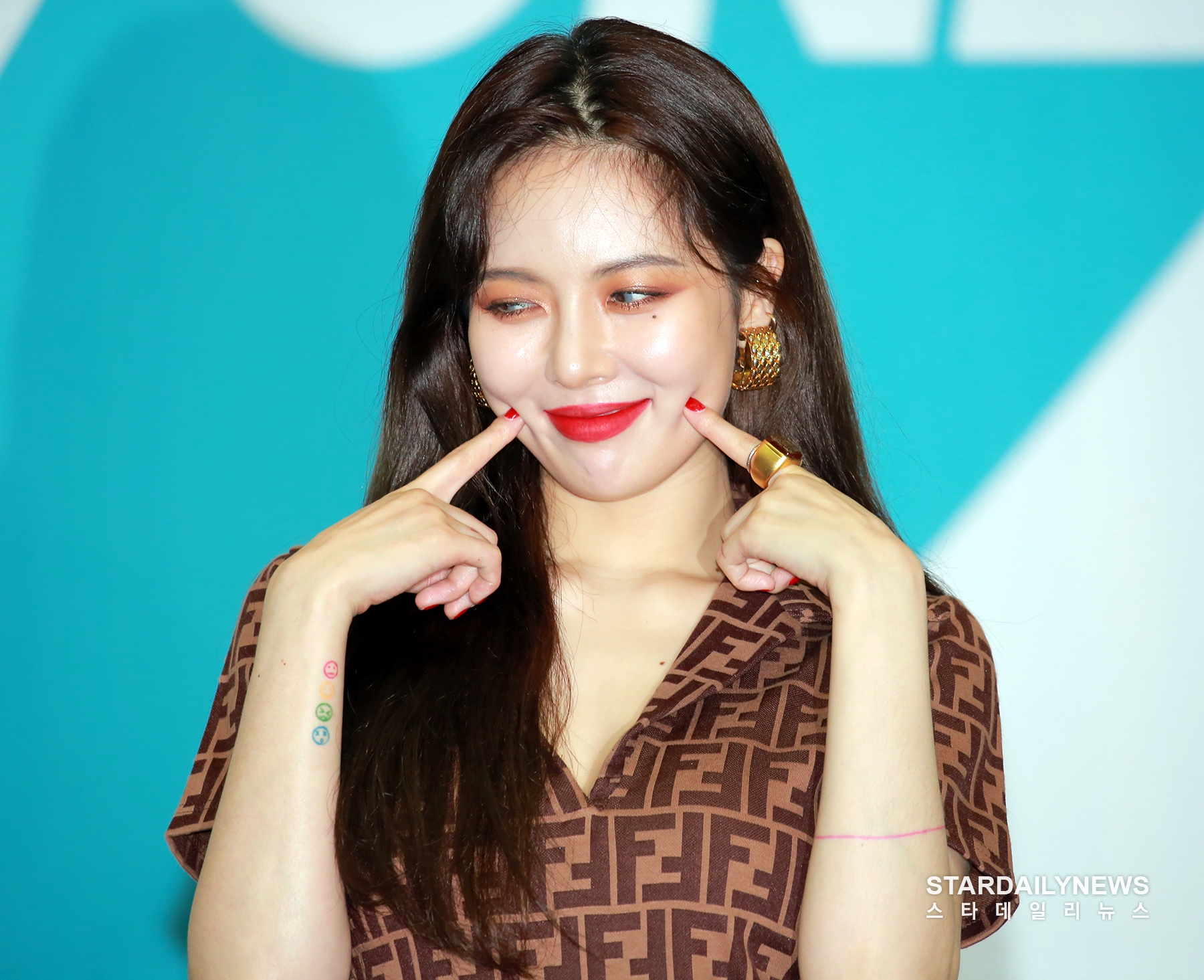 [S포토] 현아, 귀엽지 (유나이티드큐브원)