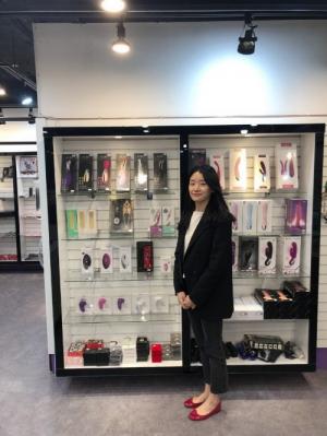 [인터뷰] 은행원 떠나 성인용품점 오픈한 부천몬스터창고 정율이 대표 거부감없고 트렌디하게 운영할 것