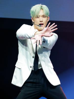 [S포토] CIX 승훈, 난 그냥 좋았어 니 앞에만 서면 요즘 내가 왜 이러는지 나도 몰라 (쇼케이스)