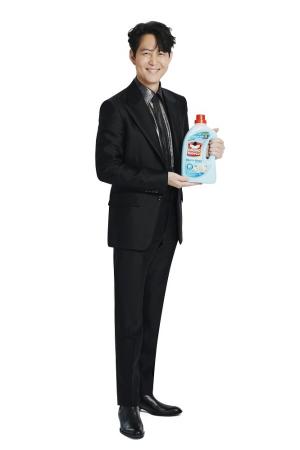이정재, 이태리 세탁세제 오미노비앙코 전속모델 발탁