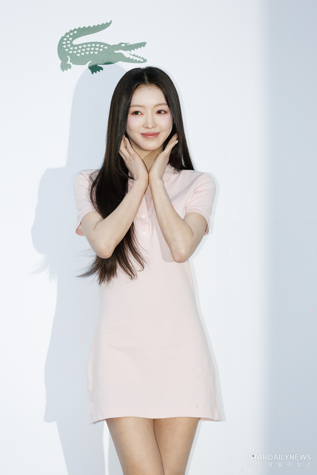 [S포토] 오마이걸 유아, 아이 예뻐~ (라코스테)