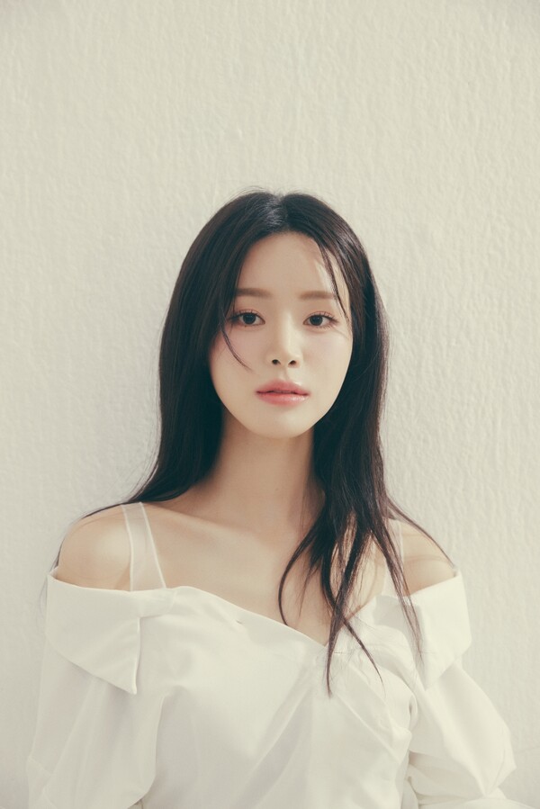 한여름, 포고엔터테인먼트와 전속계약 체결
