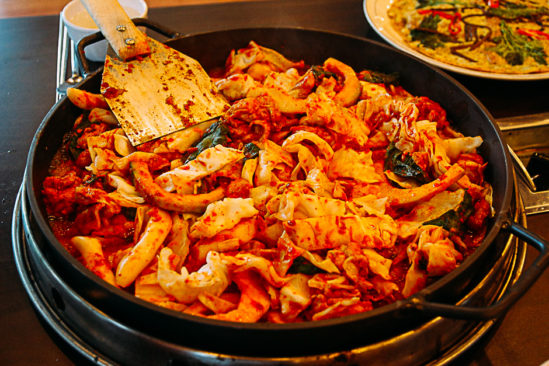 춘천에서 ‘닭갈비’가 유명한 이유
