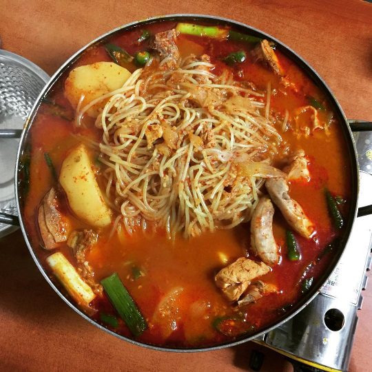 소주 친구, 밥도둑! 인생 닭볶음탕 맛집