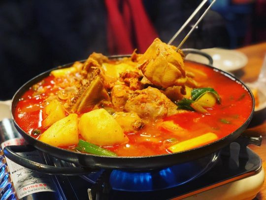 소주 친구, 밥도둑! 인생 닭볶음탕 맛집