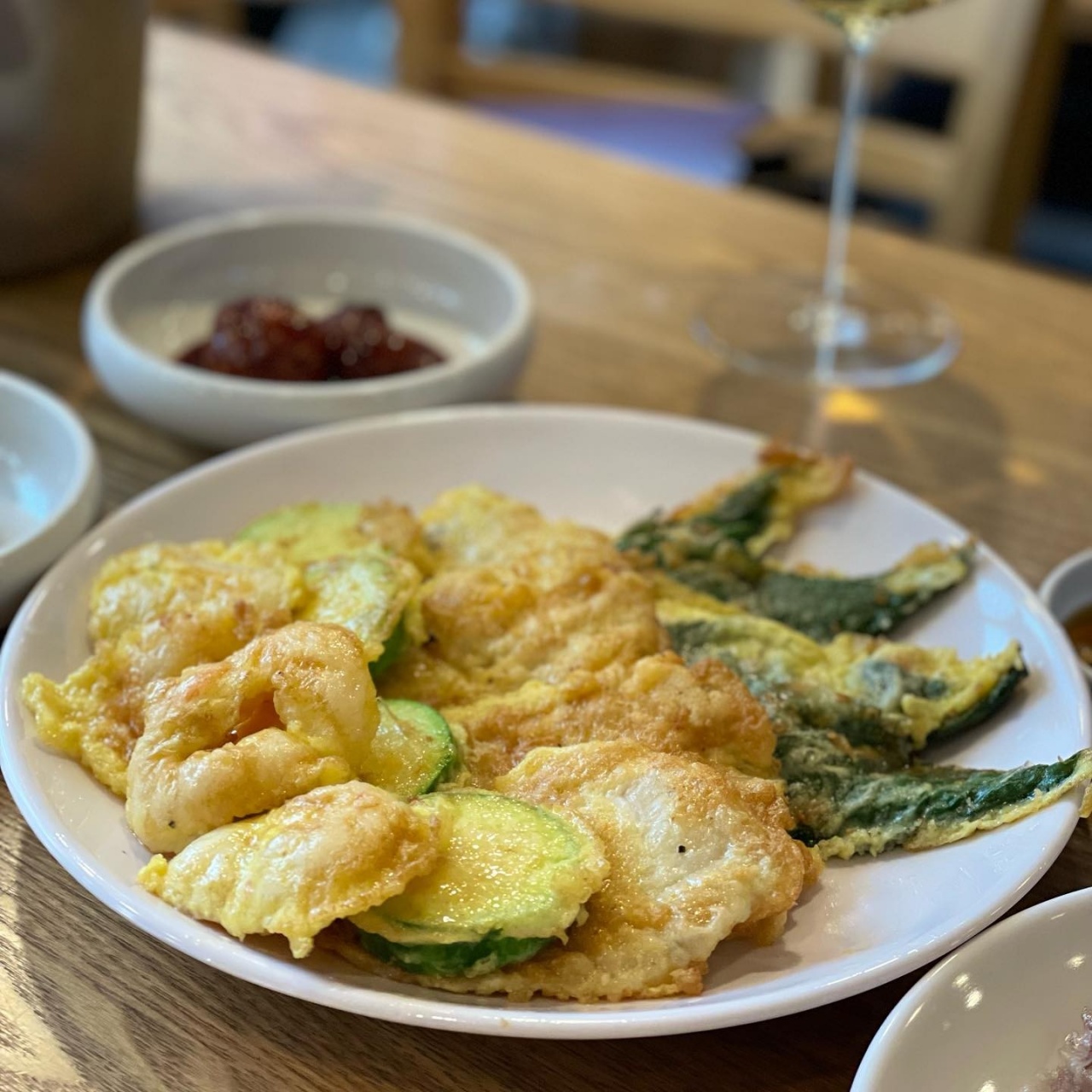 푸드 인플루언서가 직접 차린 맛집