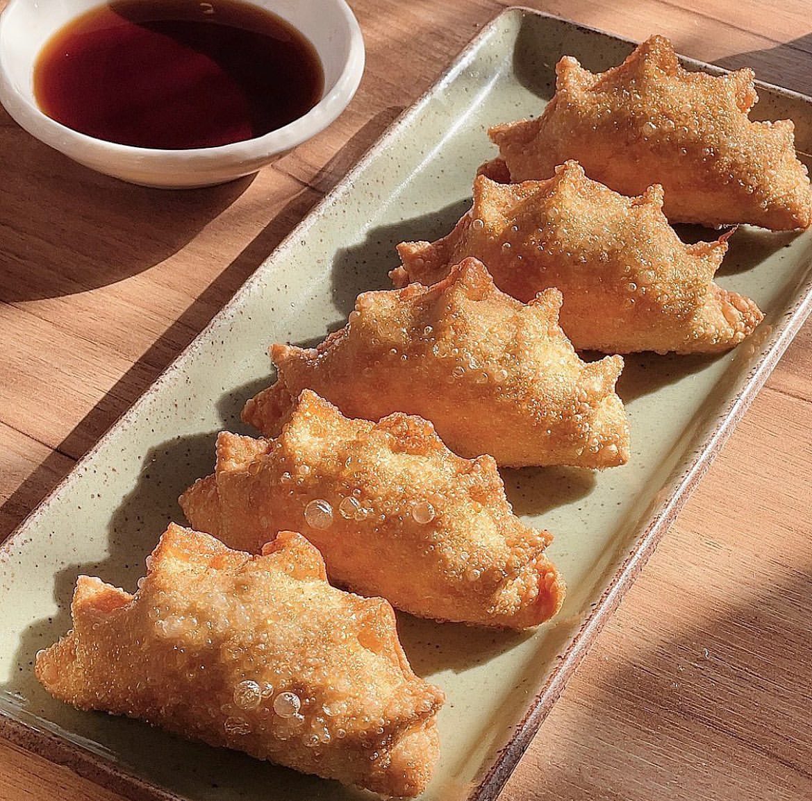 한입 물면 육즙 가득! 수제 만두 맛집 BEST 5