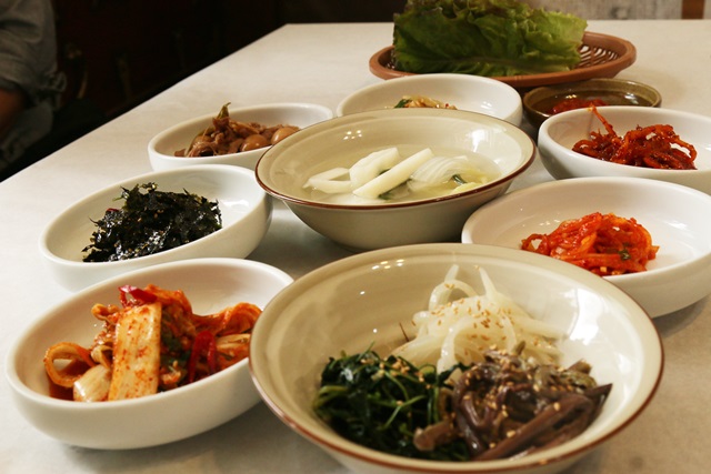 밴댕이쌈에 밥 한공기 뚝딱···오천항간재미