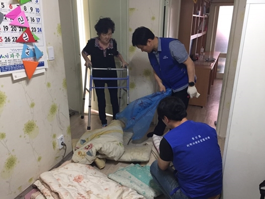 파주 문산읍, 소외계층 이불빨래 지원