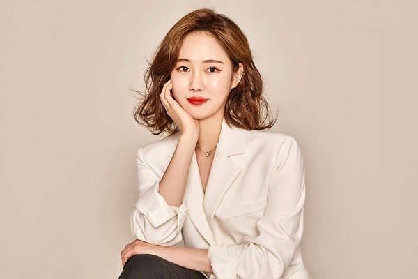 동탄미용실 인스헤어 2호점 지원 디자이너, 연말 가볍고 풍성한 레이어드 펌 추천