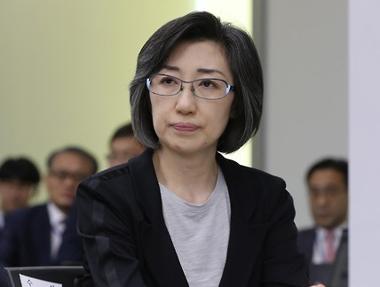 회사 무너지기 직전 주식매매…최은영 한진해운 전 회장 실형