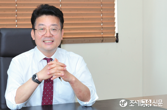 [인터뷰] 지구촌 무역 길라잡이 대문관세법인 신민호 대표관세사